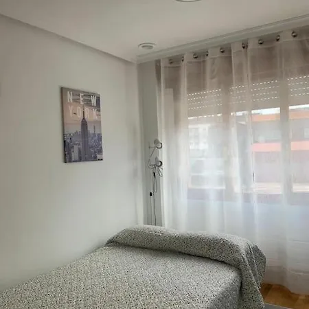 Centrico Apartamento * Oviedo